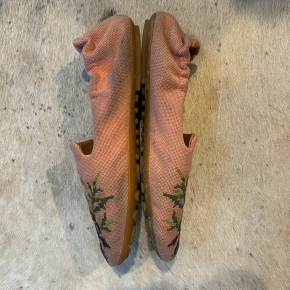 Tory Burch Needlepoint Loafer - Picture 3 of 4